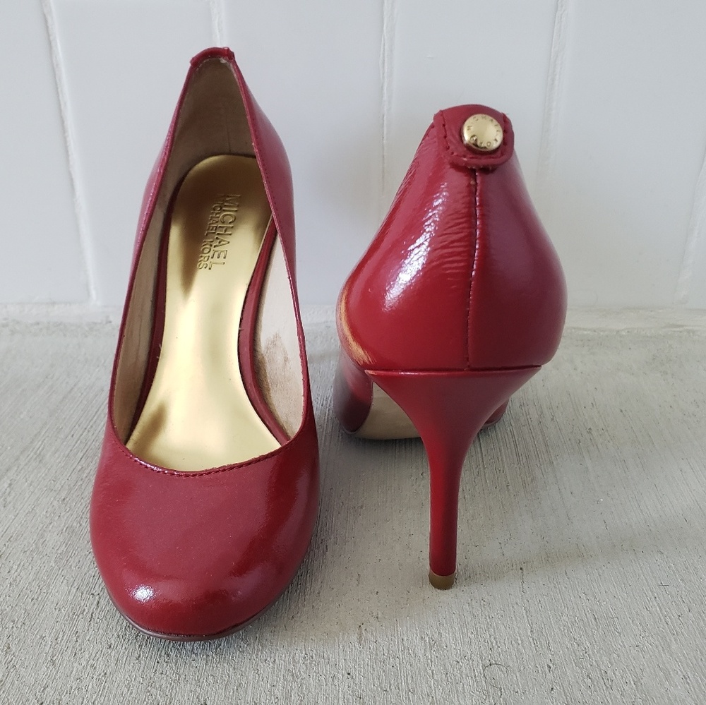 Michael Kors Red leather pumps